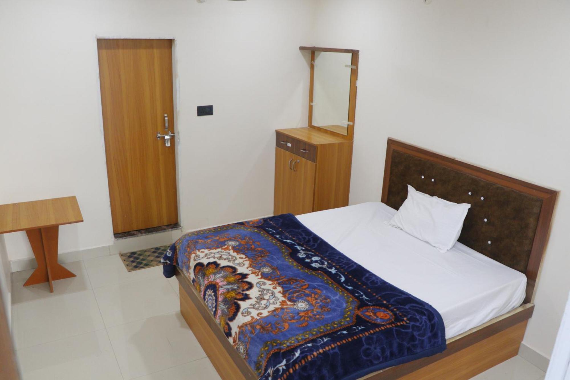 Dolphin Guest House Mathura Exteriér fotografie